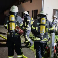 201011_brand_groebern_feuerwehr_13.jpg